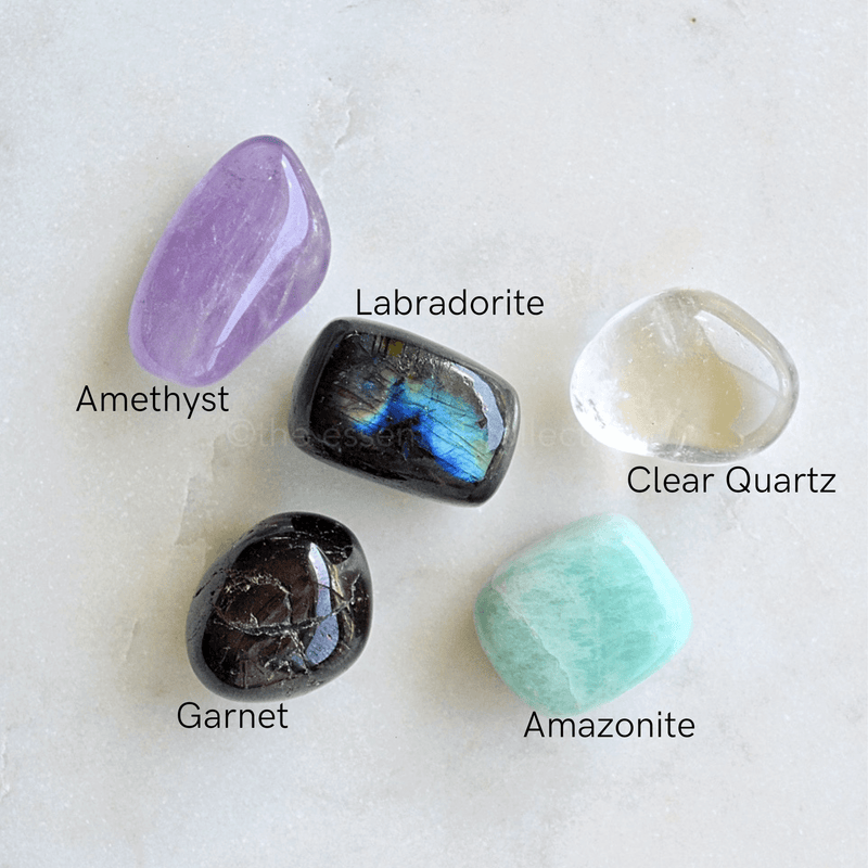 healing crystals for aquarians amethyst labradorite clear quartz garnet amazonite