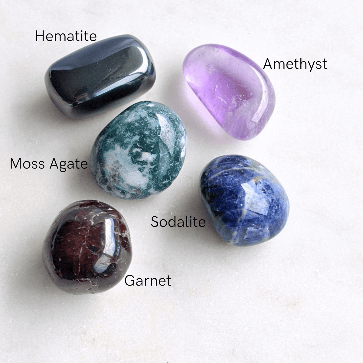 Capricorn 2025 healing stones